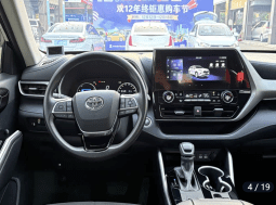 Toyota Highlander 2.5L Intelligent Electric Hybrid Dual Motor 2WD Elite 7-местный, 2024 г.